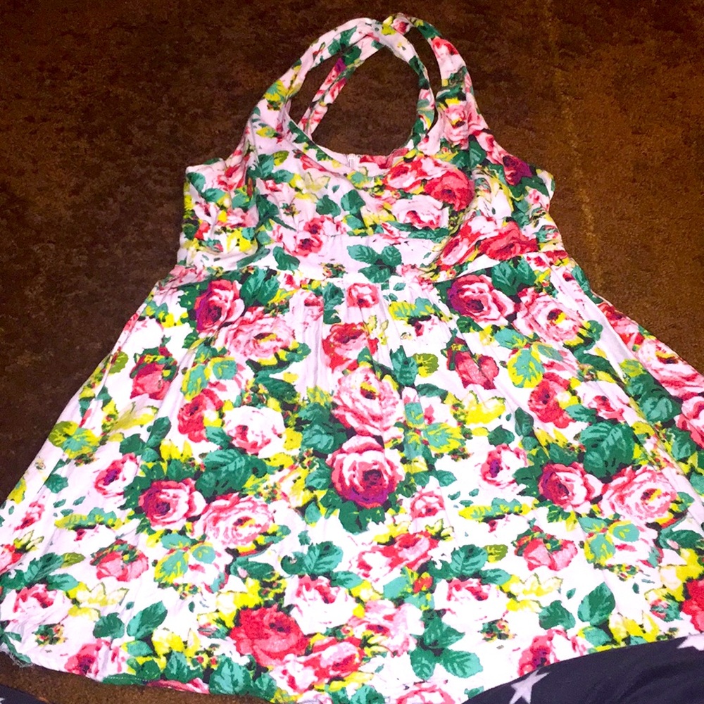 GET 4 $5 Forever 21 Mini floral dress
